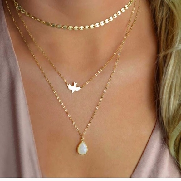 Jewelry - Gold 3 layer necklace with bird statement